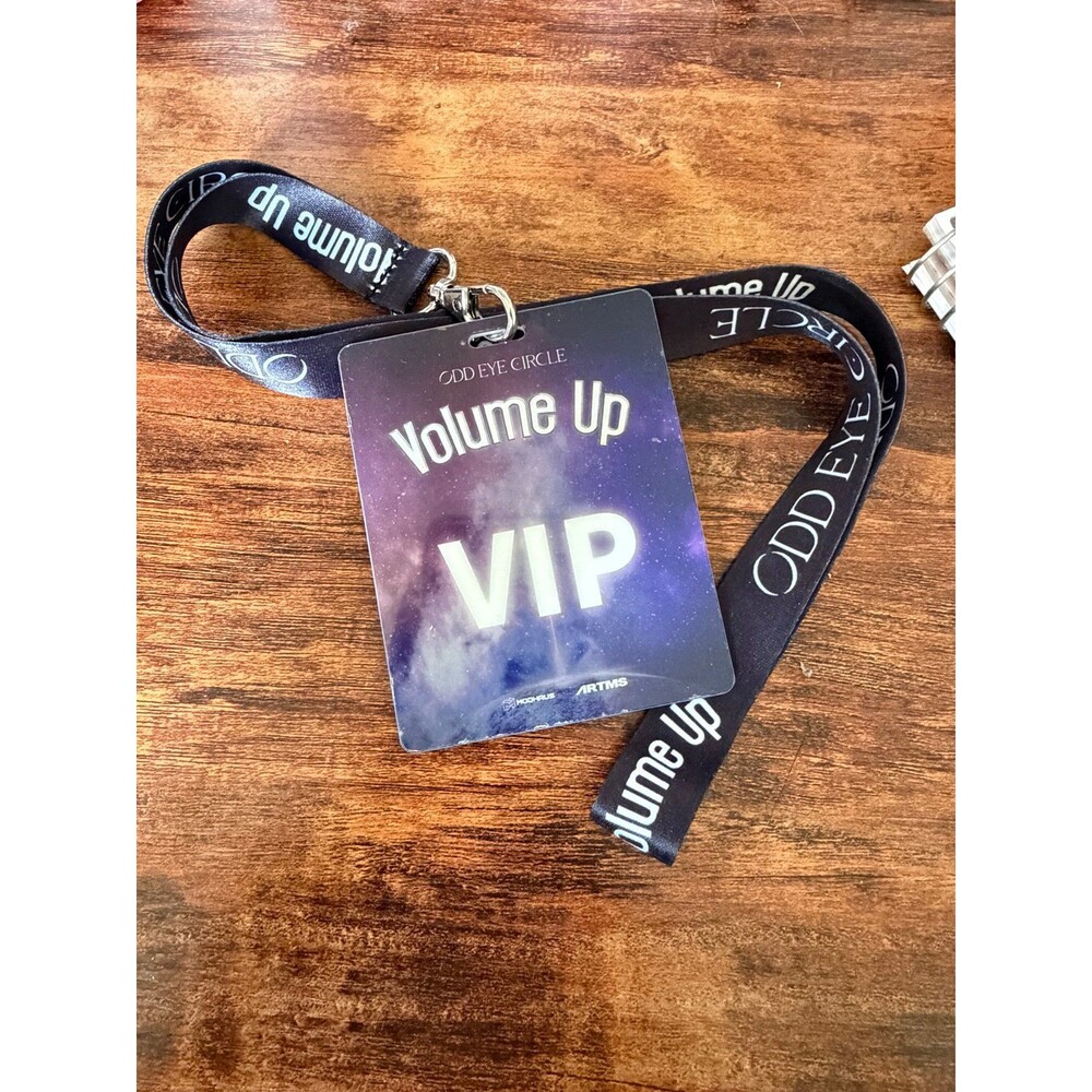 odd eye circle vip volume up tour vip lanyard